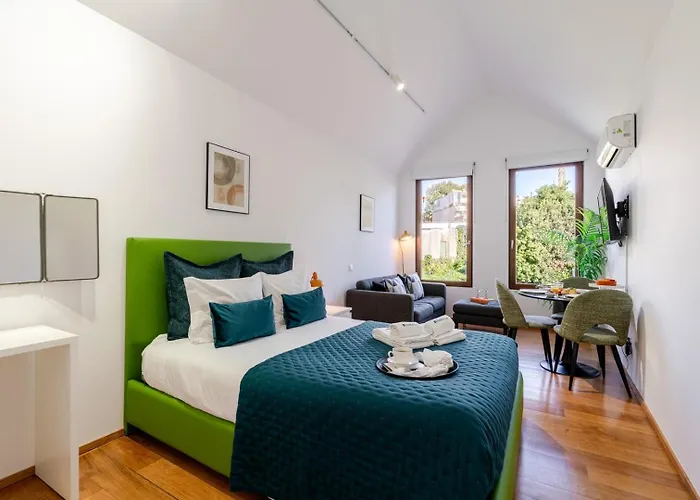 Modern & Cozy By Hostwise Apartmán