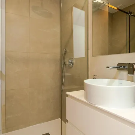 Modern&cozy By Hostwise *